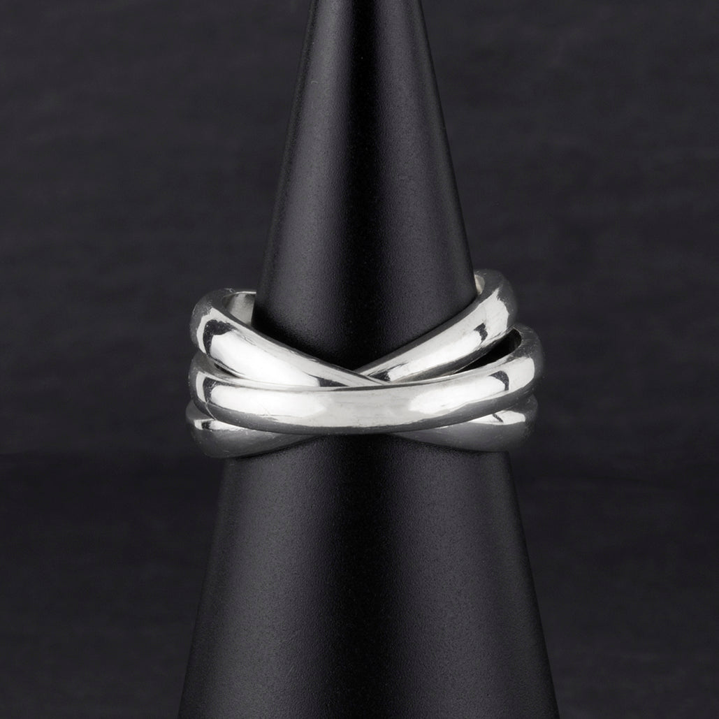 sterling silver interlocking ring