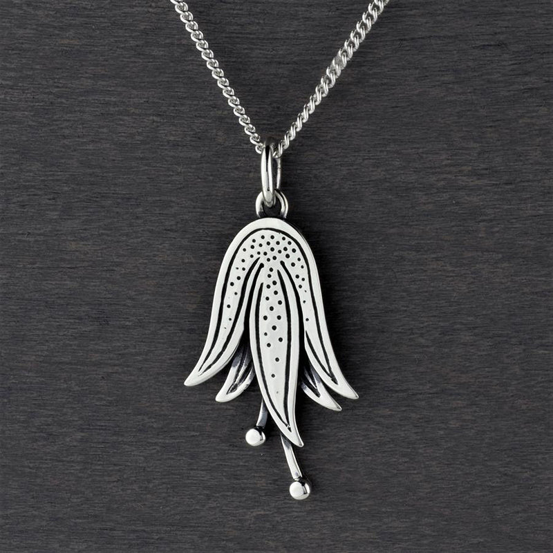 handmade silver lily flower necklace