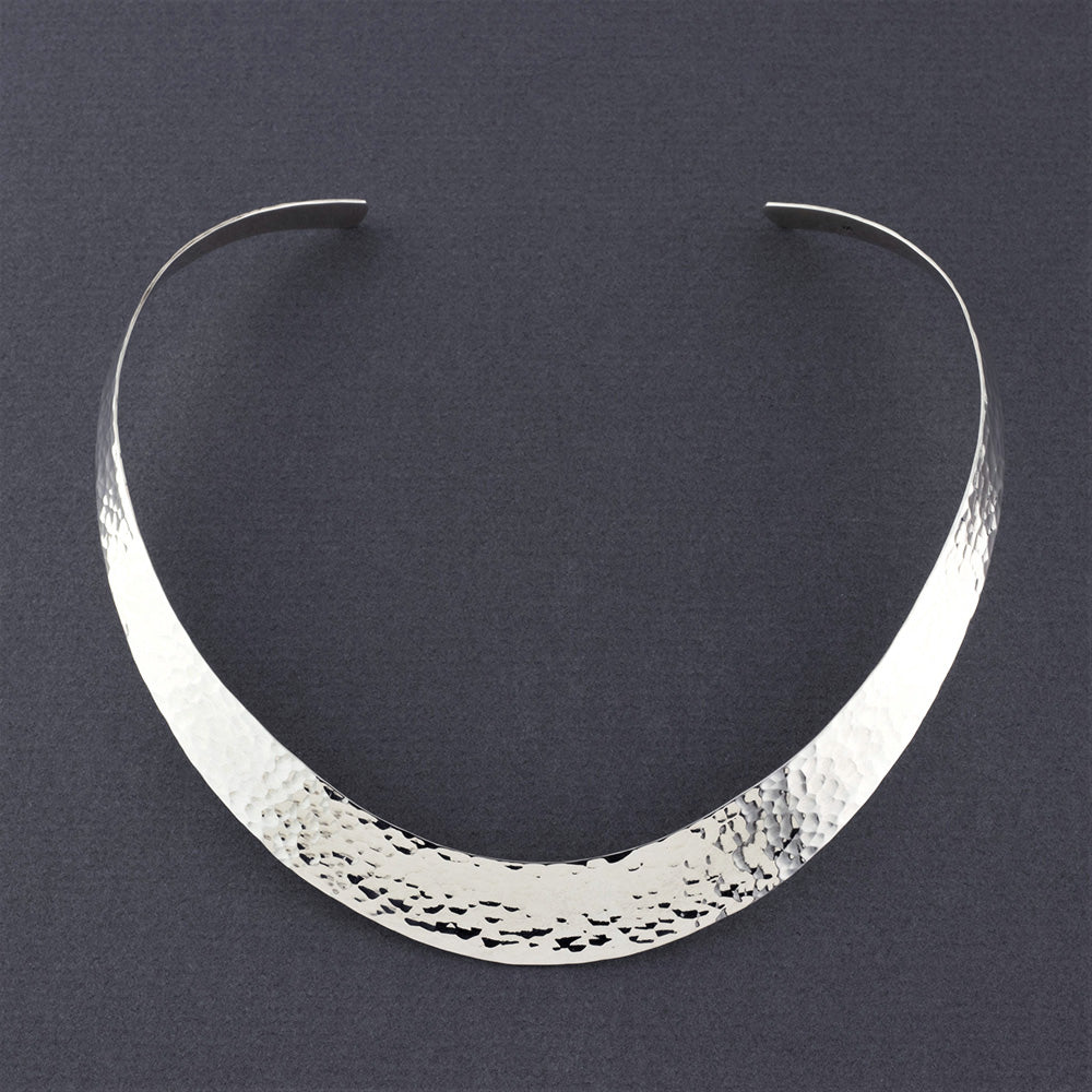 hammered silver choker necklace