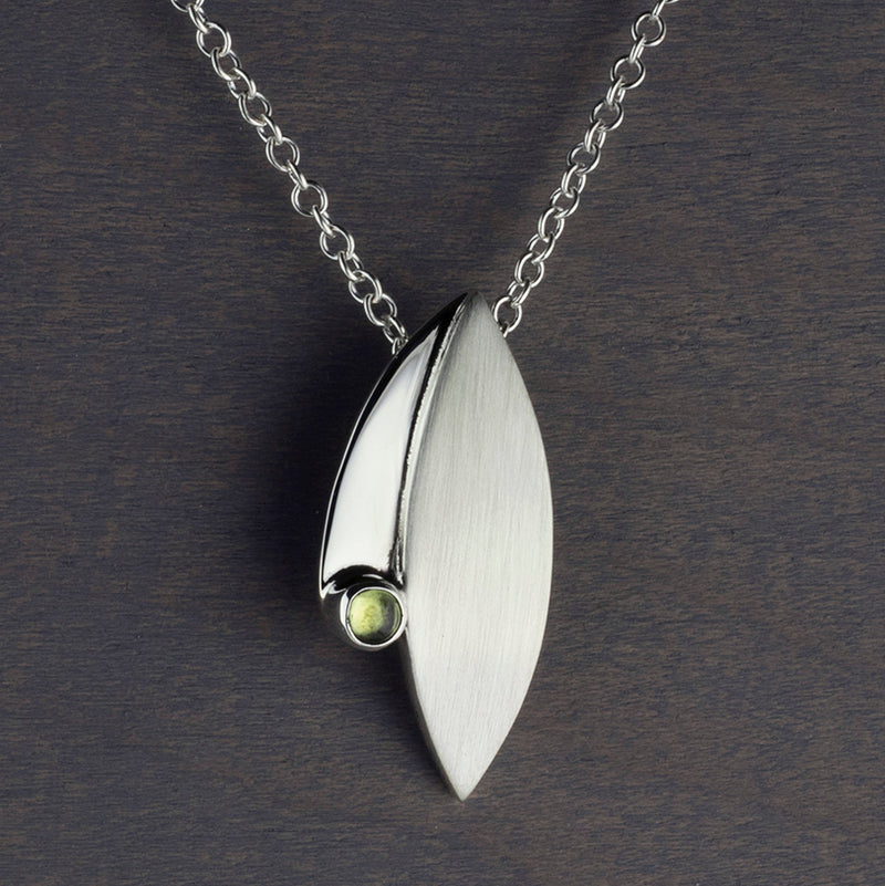 sterling silver and peridot leaf pendant necklace