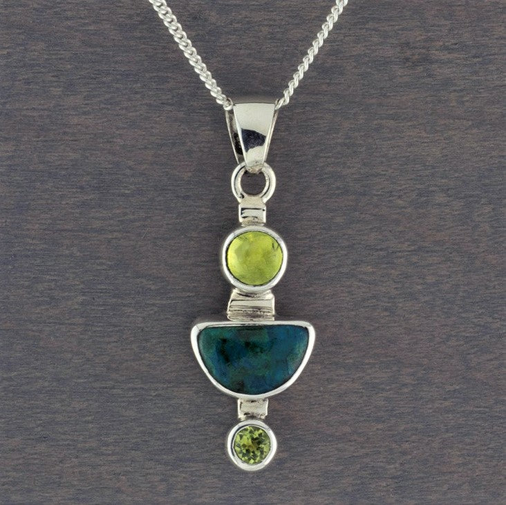 sterling silver green stone pendant necklace